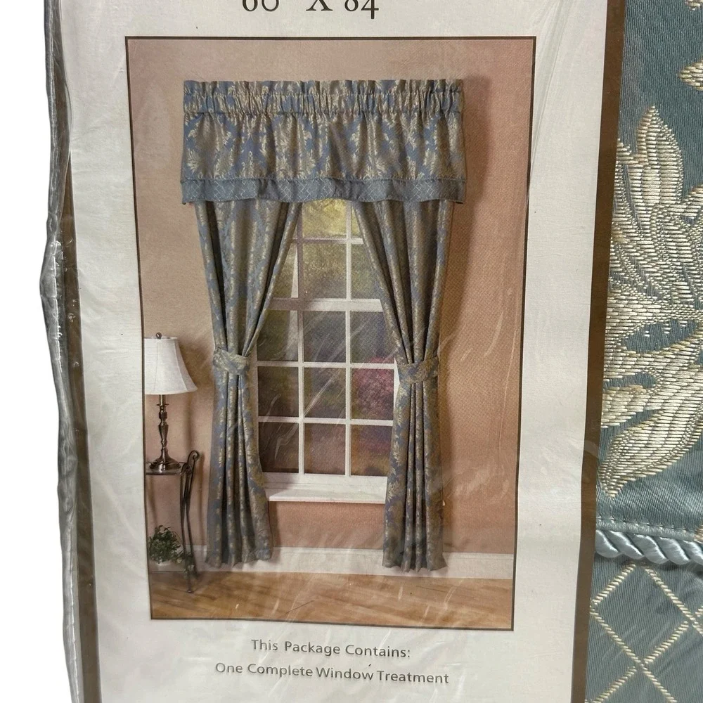 Victoria Classics DULCE Complete Window Treatment 60